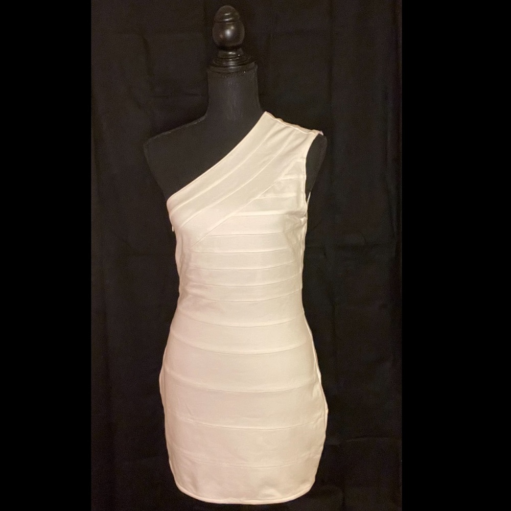 Express Women's One Shoulder Dress - Above knee       Color: White | Size: S